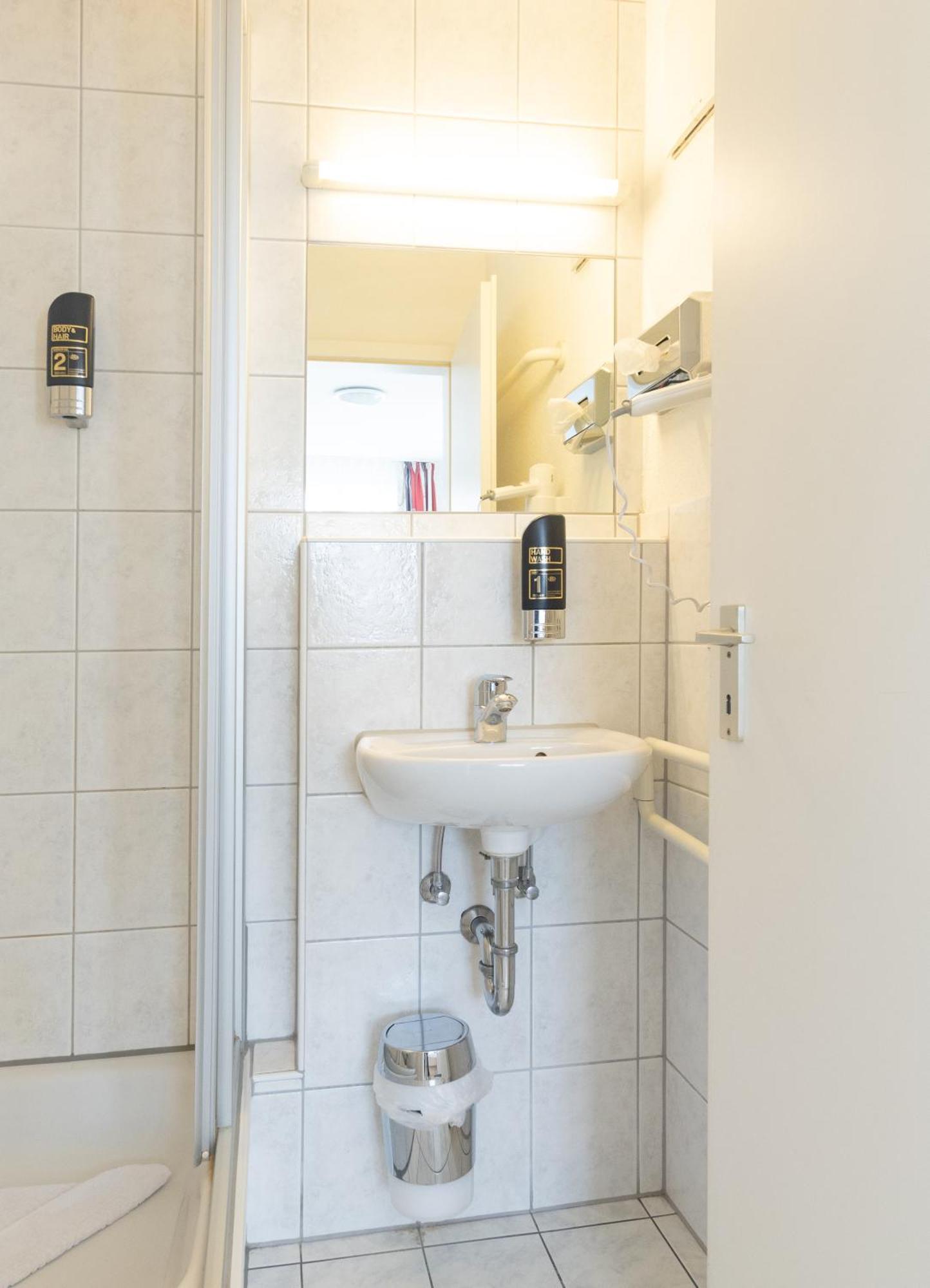 Gasthaus Traube, Ludwigshafen, Bodensee, Seenah Gelegen Bodman-Ludwigshafen Bagian luar foto